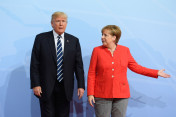 Federal Chancellor Angela Merkel welcomes US President Donald Trump to the G20 Summit in Hamburg. 